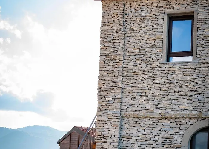 Tenuta Pietravera 富尔纳里