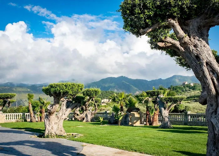 Tenuta Pietravera * 富尔纳里