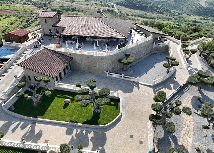 Tenuta Pietravera 农家乐 富尔纳里